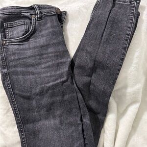 Black Skinny Jeans with Washed Look and Contrasting Stitching